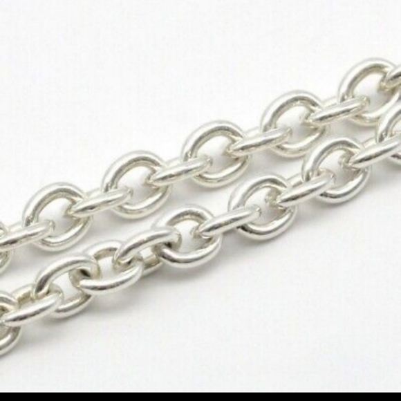 RARE! Gucci Luxury Double G Statement Logo Necklace 😍  like Mew condition! GORG - Picture 5 of 10